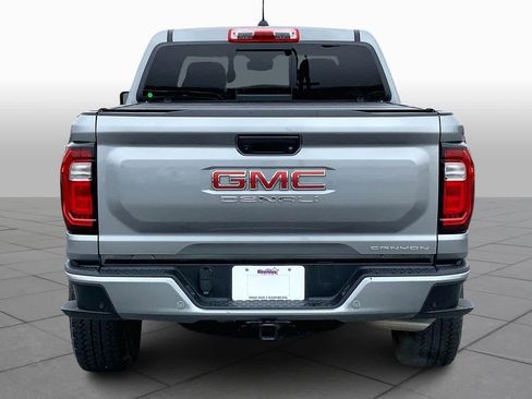 Used 2023 GMC Canyon Denali image 5