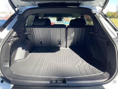 New 2026 Chevrolet Equinox EV LT image 21