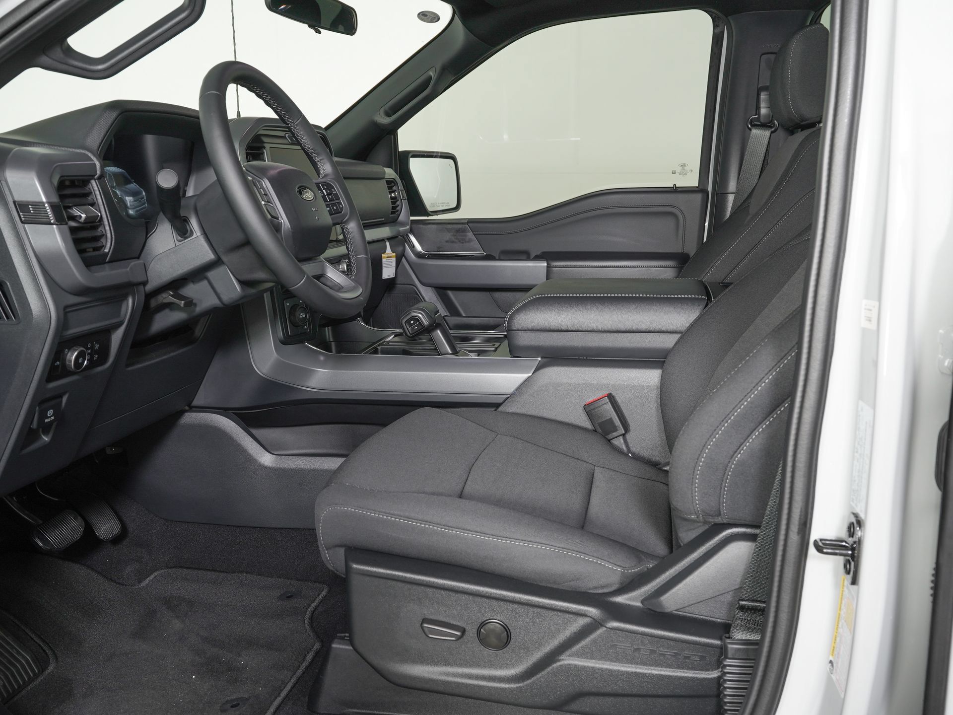 Used 2026 Ford F150 XLT AWD/4WD image 12