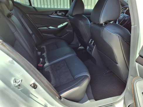 Used 2023 Nissan Maxima SR w/ Sport Mat Group image 15