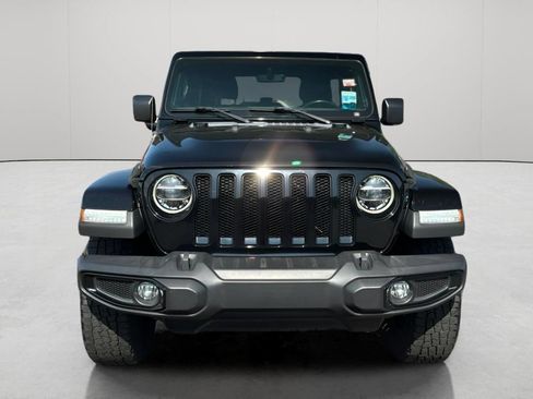 Used 2021 Jeep Wrangler Unlimited Sahara AWD/4WD image 11