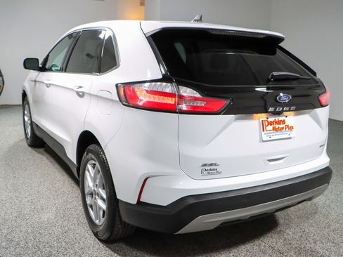 Used 2023 Ford Edge SEL AWD/4WD image 9