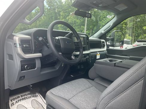 New 2026 Ford F250 XL AWD/4WD image 15