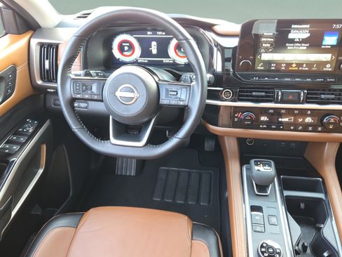 Certified 2024 Nissan Pathfinder Platinum w/ Cargo Package image 13