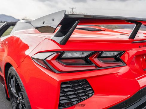 Used 2021 Chevrolet Corvette Stingray Premium Conv w/ Z51 Performance Package image 61