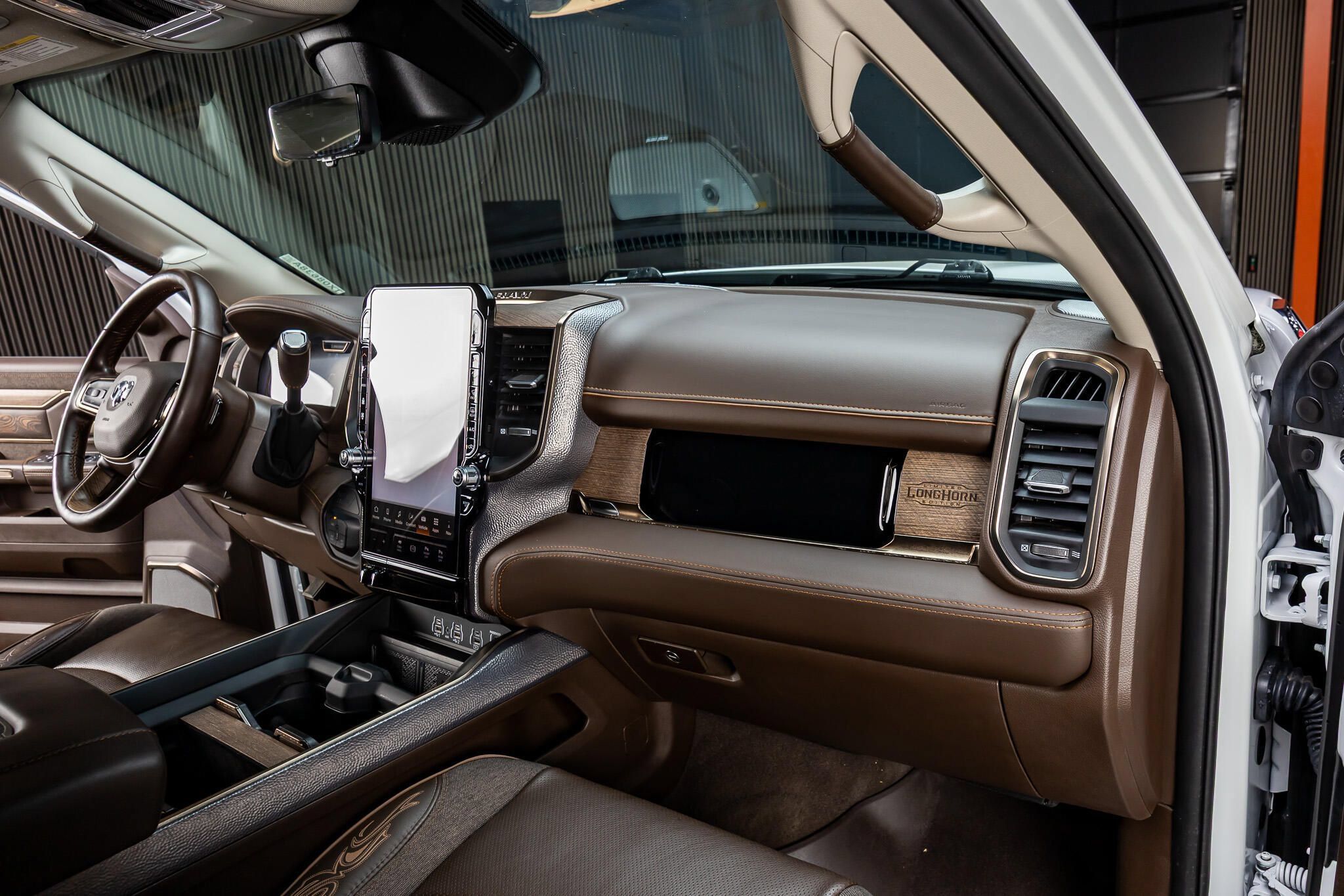 Used 2026 RAM 2500 Limited AWD/4WD image 18