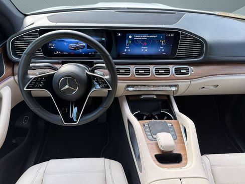 Used 2025 Mercedes-Benz GLE 450 4MATIC Coupe image 25
