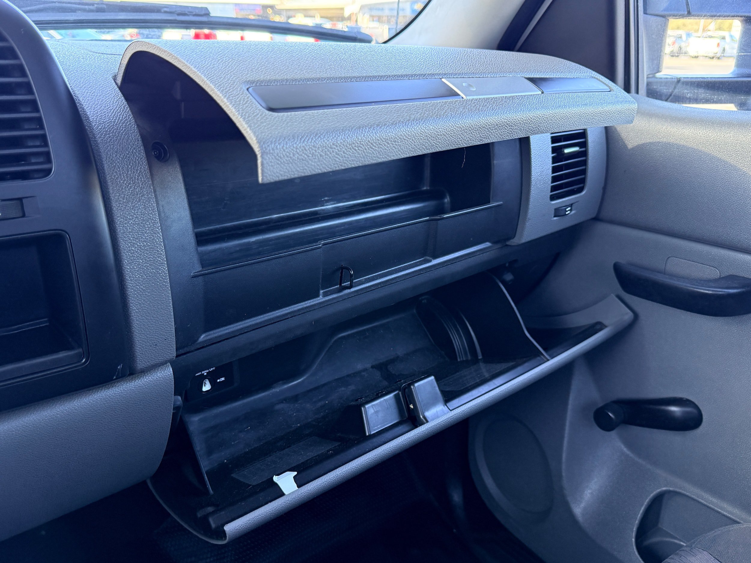 Used 2013 Chevrolet Silverado 3500 W/T AWD/4WD image 13