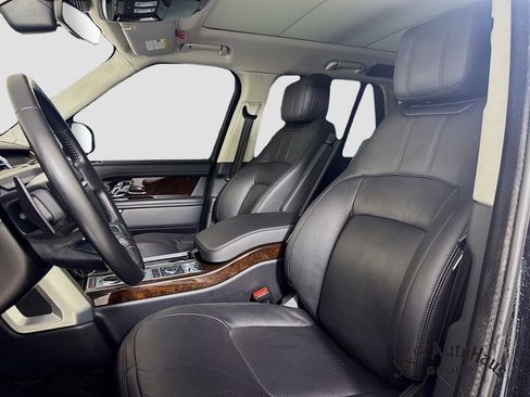 Used 2022 Land Rover Range Rover Westminster Edition image 11