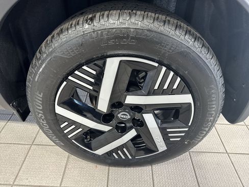 New 2026 Nissan Kicks SV w/ SV Premium Package FWD image 13