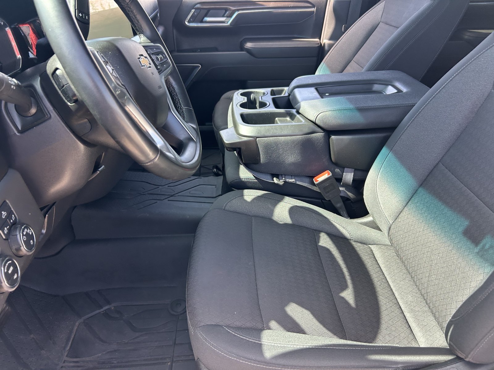 Certified 2024 Chevrolet Silverado 1500 LT RWD image 11