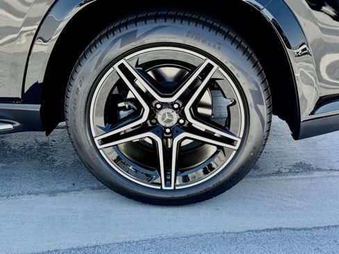New 2026 Mercedes-Benz GLS 450 4MATIC image 15