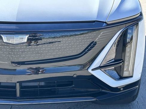 New 2026 Cadillac Lyriq Sport image 8