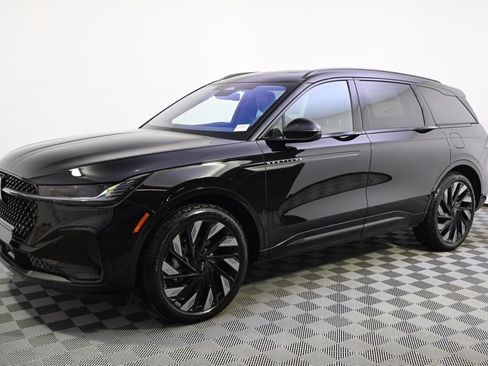 New 2026 Lincoln Nautilus Reserve w/ Jet Appearance Package image 2