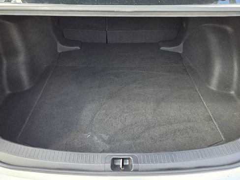Used 2025 Toyota Corolla SE FWD image 29