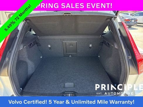 Certified 2023 Volvo XC40 Recharge Core image 35