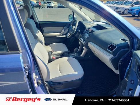 Used 2018 Subaru Forester 2.5i w/ Alloy Wheel Package image 12