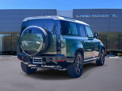 New 2026 Land Rover Defender 110 X-Dynamic SE