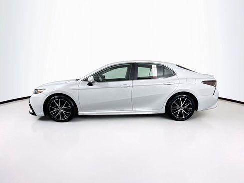 Certified 2023 Toyota Camry SE FWD image 12