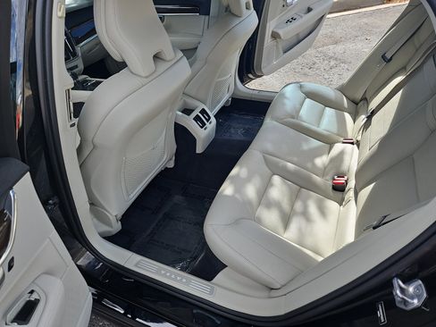 Used 2019 Volvo S90 T6 Momentum image 9