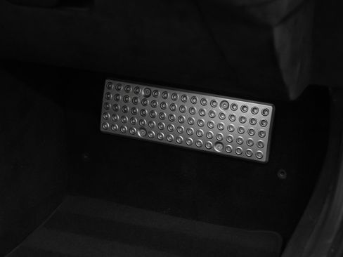 Certified 2025 Ferrari Roma Spider image 27