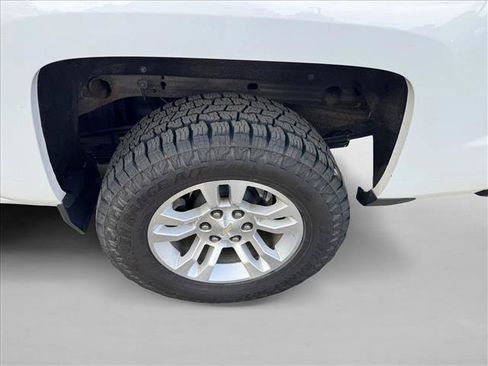 Used 2017 Chevrolet Silverado 1500 LT w/ All Star Edition AWD/4WD image 9