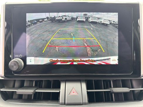 Used 2025 Toyota RAV4 XLE w/ Weather Package AWD/4WD image 19