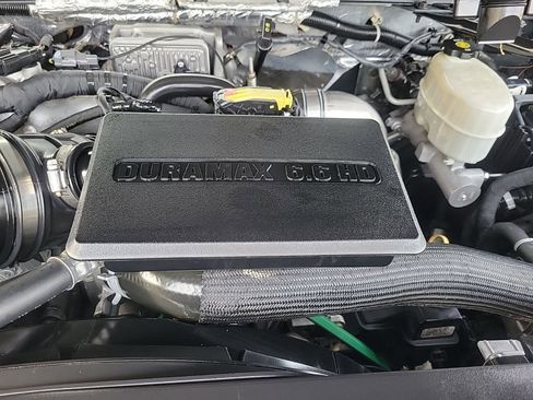 Used 2017 GMC Sierra 2500 Denali w/ Duramax Plus Package image 12