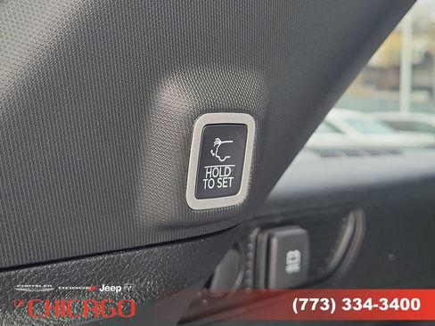 New 2026 Jeep Grand Cherokee Laredo image 8