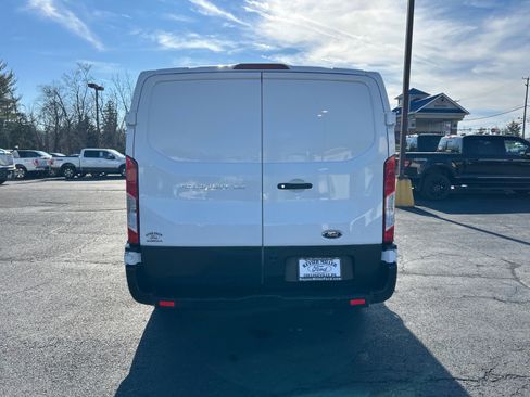 Certified 2019 Ford Transit 150 130 Low Roof image 6