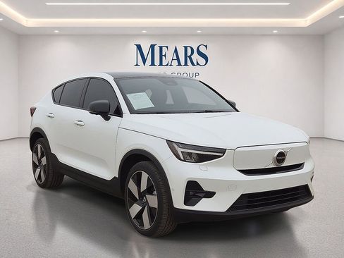 Used 2023 Volvo C40 P8 Recharge Ultimate AWD/4WD image 8