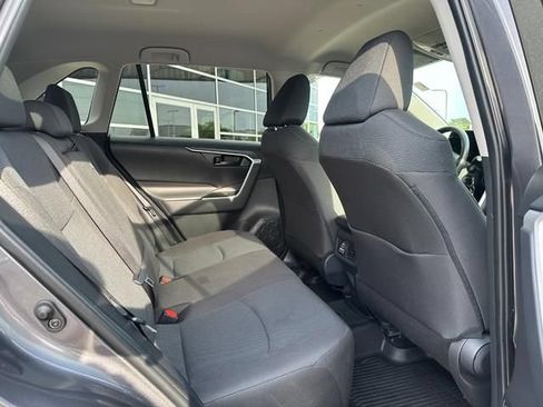 Used 2024 Toyota RAV4 LE AWD/4WD image 12