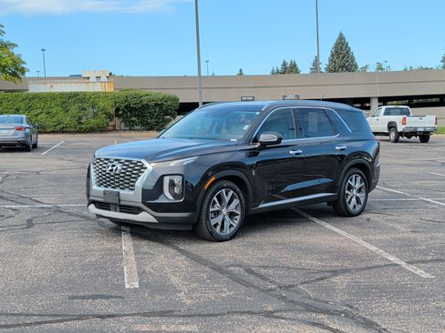 Used 2020 Hyundai Palisade SEL FWD image 2