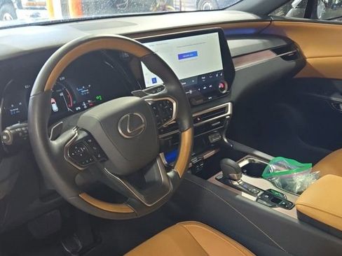 Used 2025 Lexus RX 350 Premium Plus w/ Accessory Package (Z1) FWD image 9