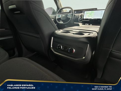 Used 2025 Ford Expedition Max Active AWD/4WD image 37