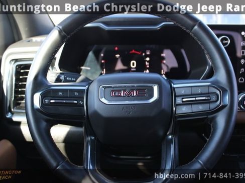 Used 2023 GMC Canyon AT4 w/ AT4 Premium Package image 16