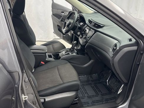 Used 2017 Nissan Rogue S image 24
