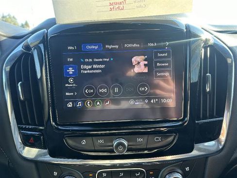 Certified 2023 Chevrolet Traverse Premier w/ Redline Edition image 17