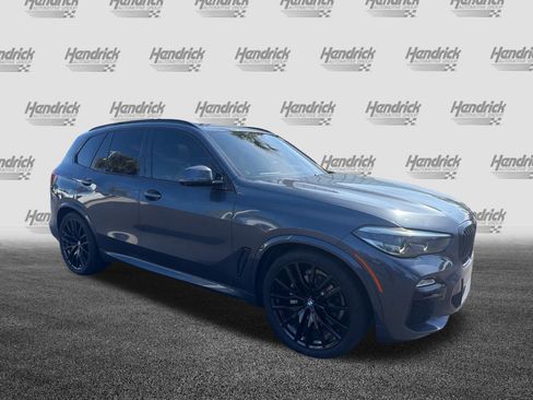 Used 2020 BMW X5 sDrive40i w/ M Sport Package RWD image 2