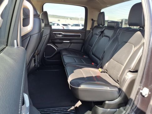 Used 2019 RAM 1500 Laramie image 10