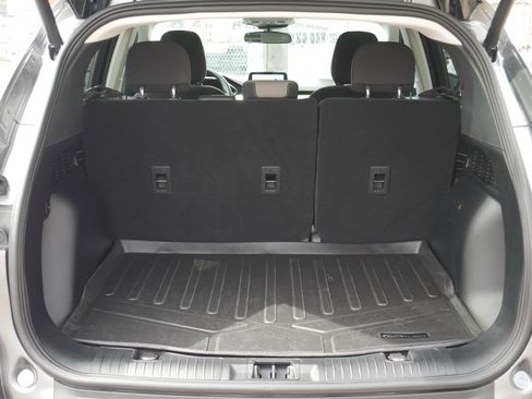 Certified 2022 Ford Escape SE w/ SE Sport Appearance Package image 23