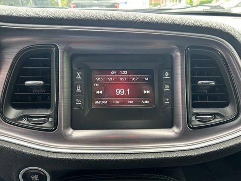 Used 2016 Dodge Challenger SXT RWD image 24