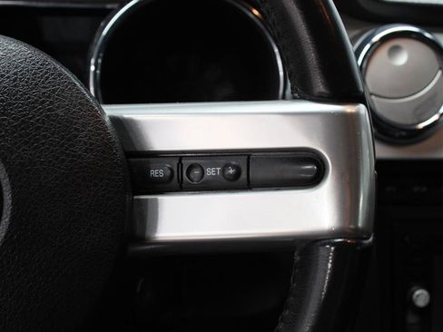 Used 2007 Ford Mustang GT RWD image 13