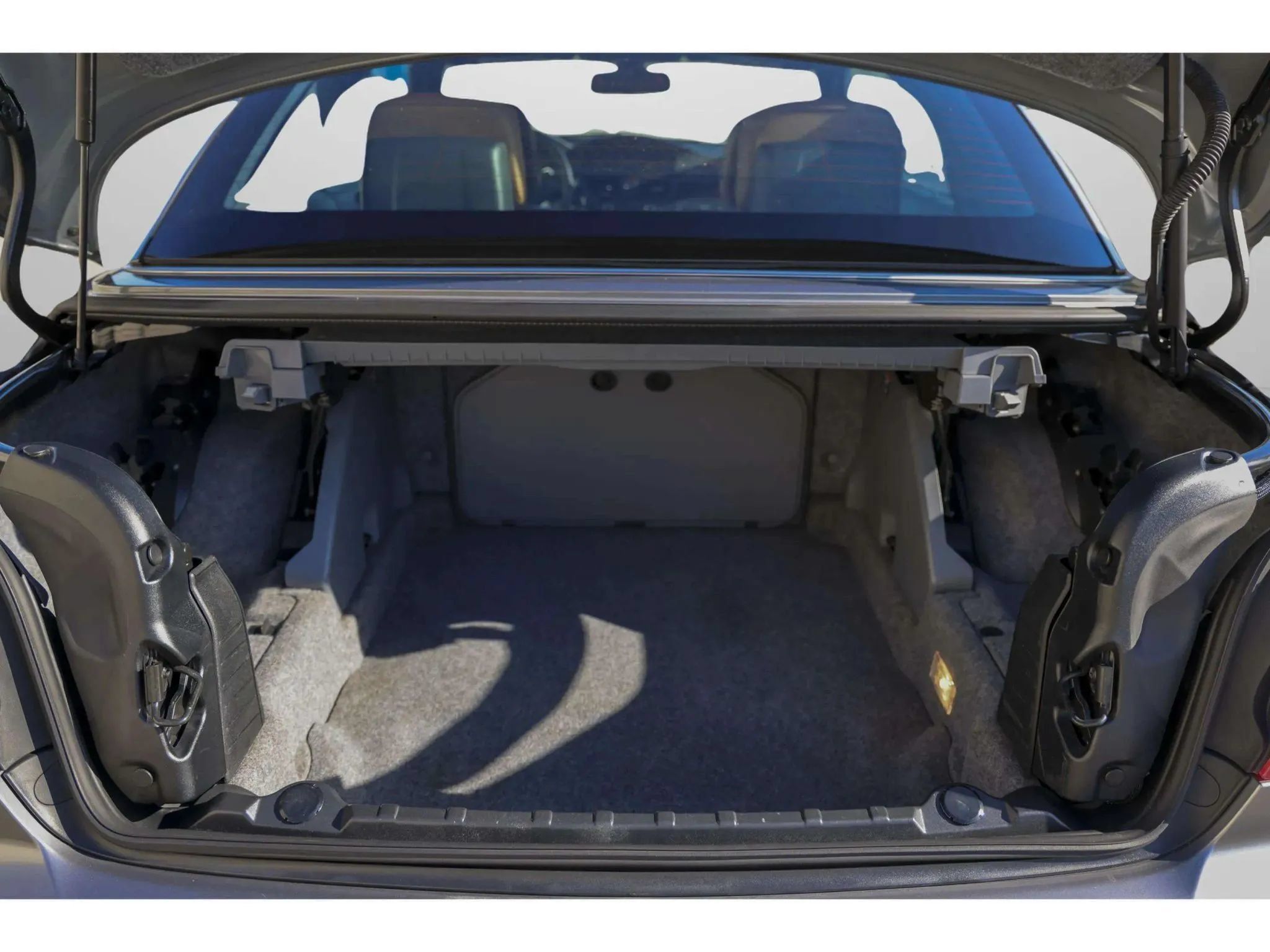 Used 2012 BMW 335i Convertible RWD image 23
