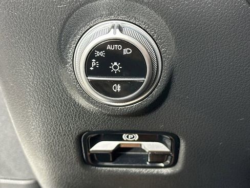 Used 2023 Mercedes-Benz C 300 4MATIC Sedan w/ AMG Line w/ Night Package image 21