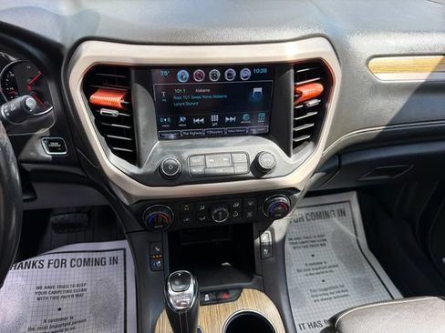Used 2019 GMC Acadia Denali w/ Technology Package AWD/4WD image 19