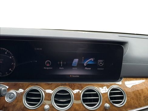 Used 2020 Mercedes-Benz E 350 4MATIC Sedan w/ Parking Assistance Package image 45