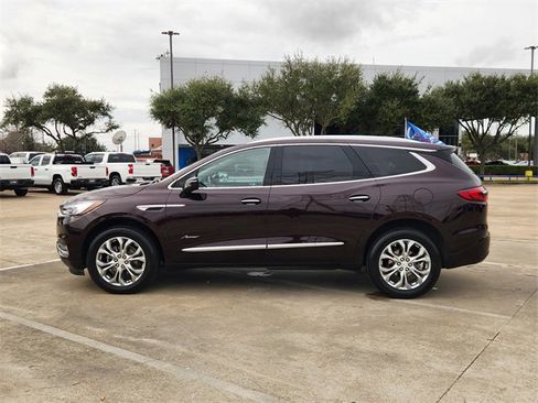 Used 2021 Buick Enclave Avenir w/ Avenir Technology Package image 4
