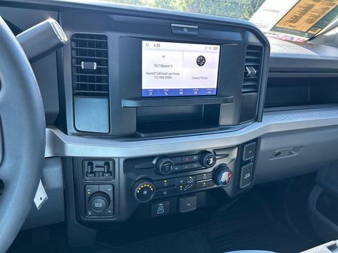 Used 2025 Ford F250 XL AWD/4WD image 22