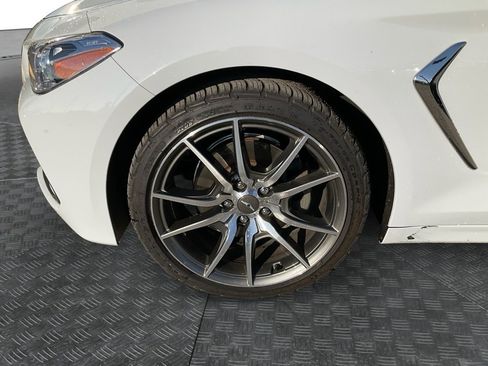 Used 2020 Genesis G70 2.0T w/ Prestige Package image 11